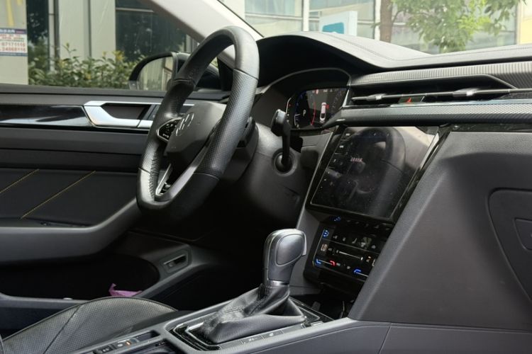 Used Volkswagen FAW-Volkswagen CC 2021 380TSI Brilliant Edition Interior 2