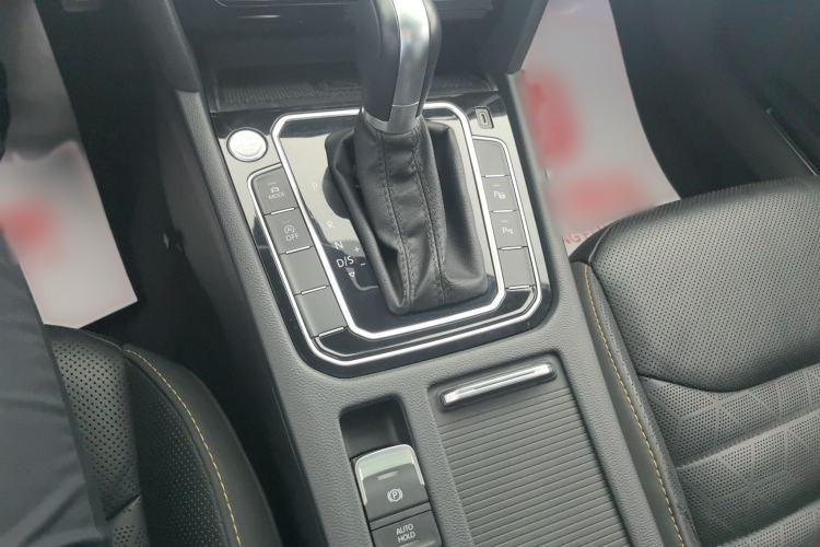 Used Volkswagen FAW-Volkswagen CC 2021 380TSI Striking Edition Interior 3