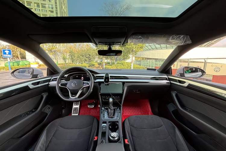 Used Volkswagen FAW-Volkswagen CC 2021 330TSI Ignite Edition Interior 3