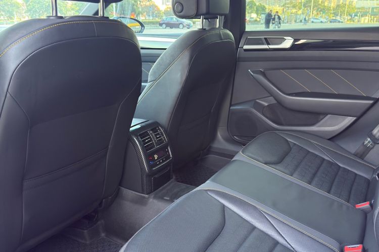 Used Volkswagen FAW-Volkswagen CC 2021 380TSI Striking Edition Interior 4