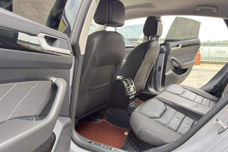 Used Volkswagen FAW-Volkswagen CC 2021 380TSI Striking Edition Interior 7