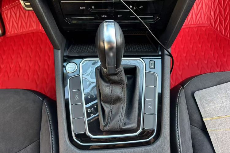 Used Volkswagen FAW-Volkswagen CC 2021 330TSI Ignite Edition Interior 7