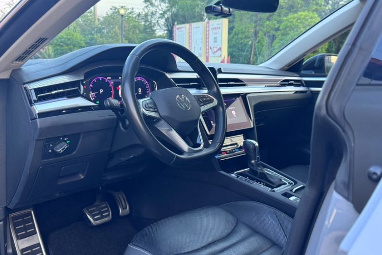 Used Volkswagen FAW-Volkswagen CC 2021 Estate Car 380TSI Vizion Edition Interior 7