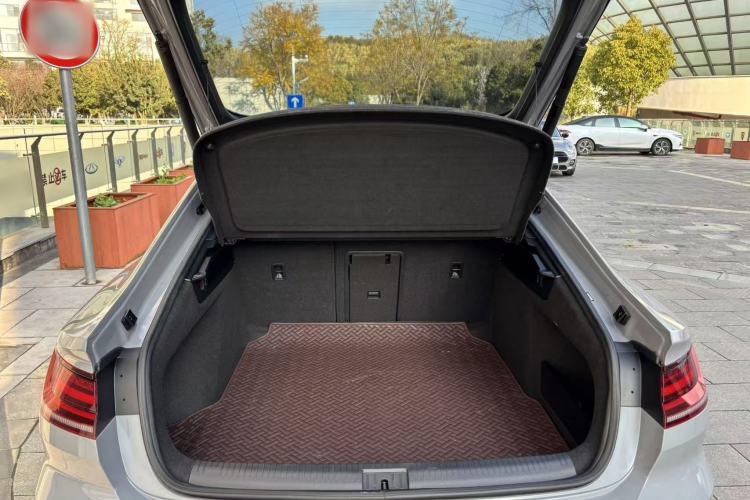 Used Volkswagen FAW-Volkswagen CC 2021 330TSI Ignite Edition Interior 8
