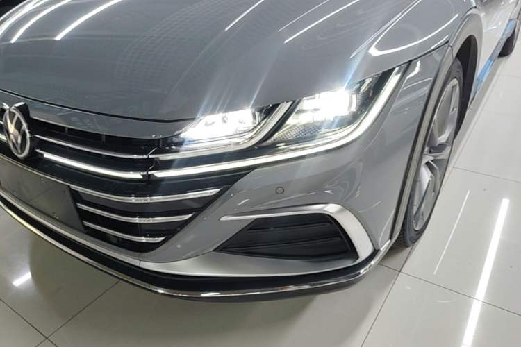 Used Volkswagen FAW-Volkswagen CC 2021 Estate Car 380TSI Vizion Edition Left Front Headlight