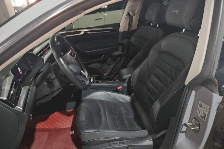 Used Volkswagen FAW-Volkswagen CC 2021 380TSI Striking Edition Left Front Seat