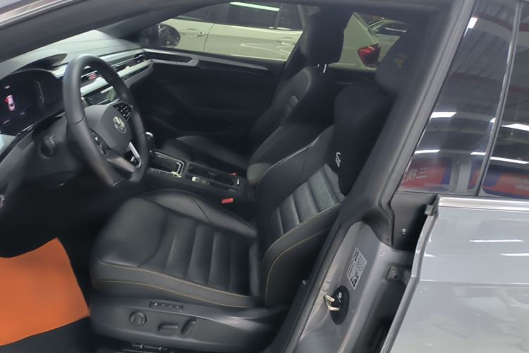 Used Volkswagen FAW-Volkswagen CC 2021 380TSI Striking Edition Left Front Seat
