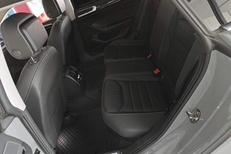 Used Volkswagen FAW-Volkswagen CC 2021 380TSI Striking Edition Left Rear Seat