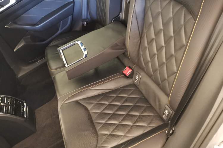 Used Volkswagen FAW-Volkswagen CC 2021 380TSI Striking Edition Left Rear Seat