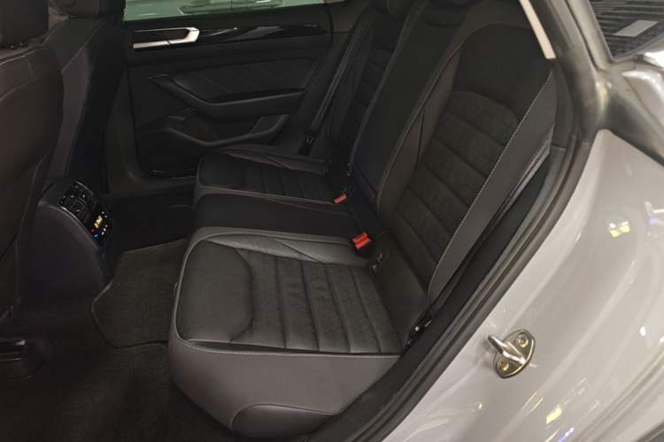 Used Volkswagen FAW-Volkswagen CC 2021 Estate Car 380TSI Vizion Edition Left Rear Seat