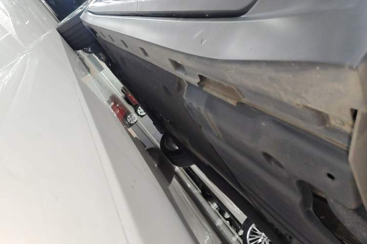Used Volkswagen FAW-Volkswagen CC 2021 Estate Car 380TSI Vizion Edition Left Side Sill
