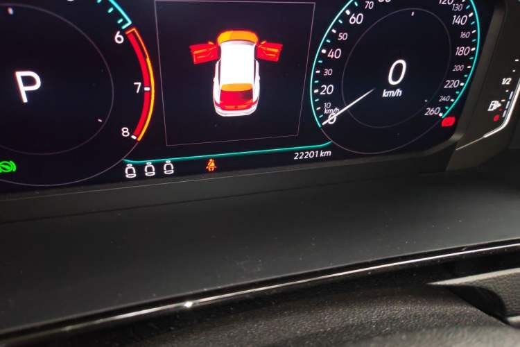 Used Volkswagen FAW-Volkswagen CC 2021 Estate Car 380TSI Vizion Edition Odometer Close Up