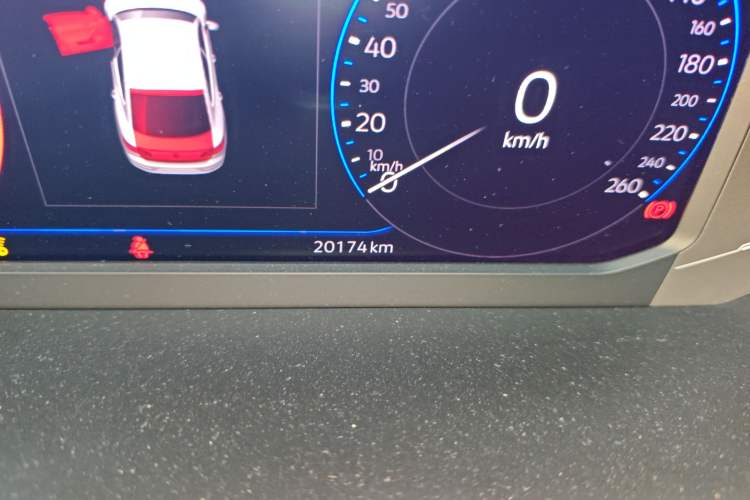 Used Volkswagen FAW-Volkswagen CC 2021 380TSI Striking Edition Odometer Close Up