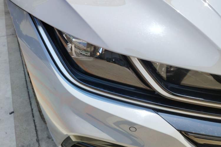 Used Volkswagen FAW-Volkswagen CC 2021 380TSI Striking Edition 30th Anniversary Model Right Front Headlight