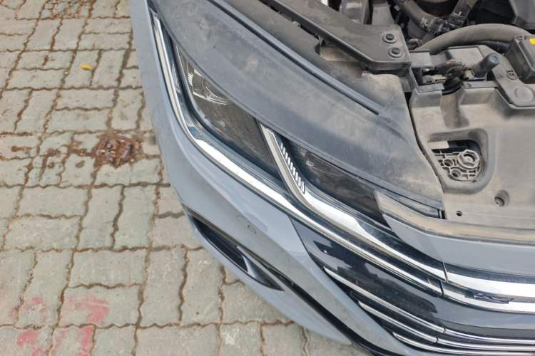 Used Volkswagen FAW-Volkswagen CC 2021 330TSI Ignite Edition Right Front Headlight