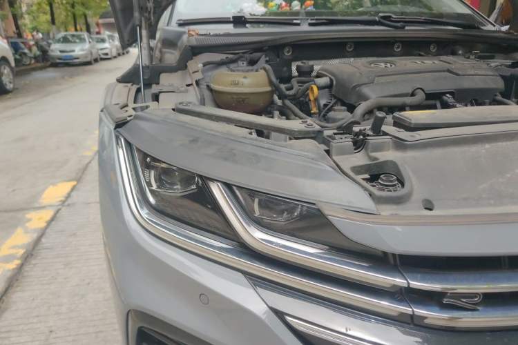 Used Volkswagen FAW-Volkswagen CC 2021 380TSI Striking Edition Right Front Headlight