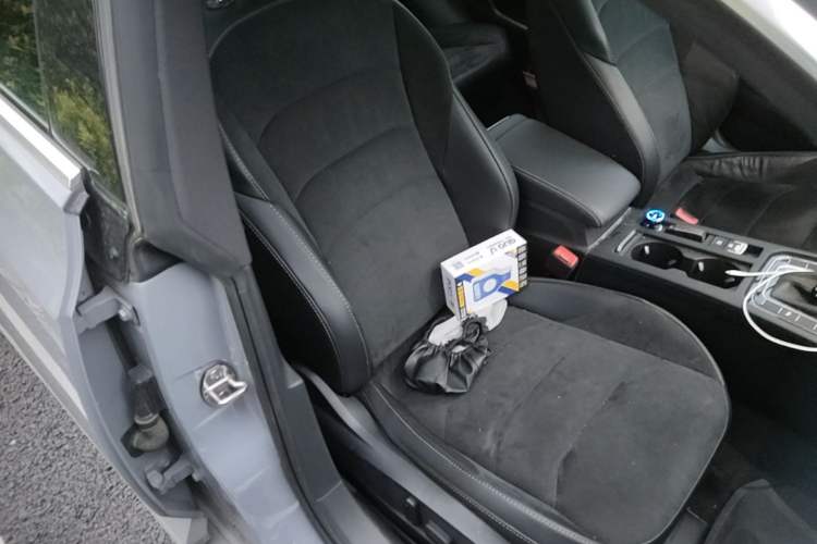 Used Volkswagen FAW-Volkswagen CC 2021 330TSI Ignite Edition Right Front Seat