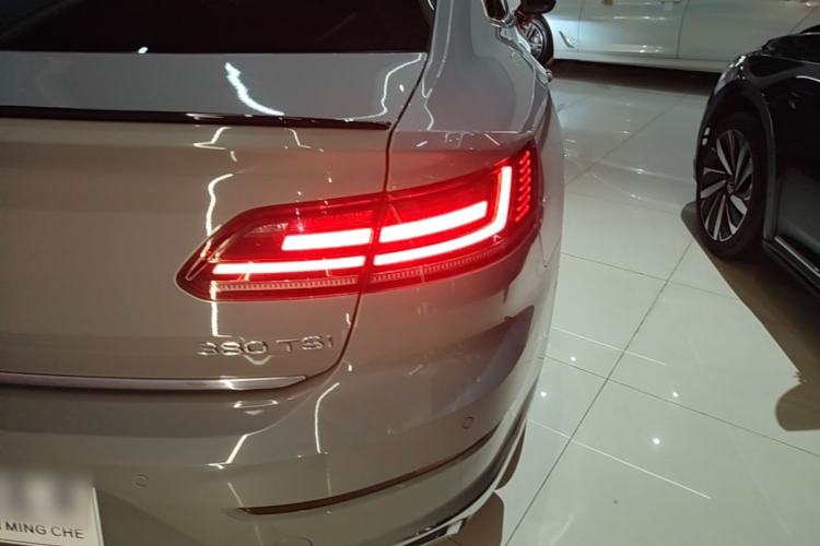Used Volkswagen FAW-Volkswagen CC 2021 380TSI Striking Edition Right Rear Taillight