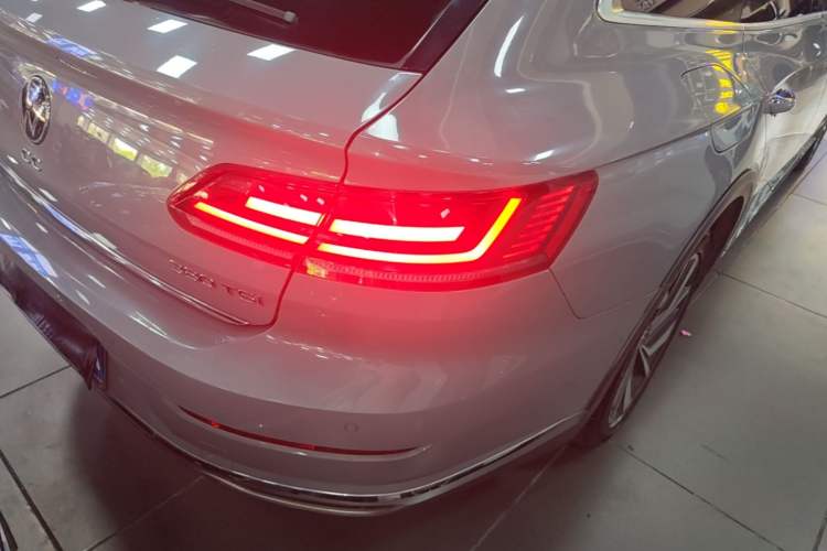 Used Volkswagen FAW-Volkswagen CC 2021 Estate Car 380TSI Vizion Edition Right Rear Taillight
