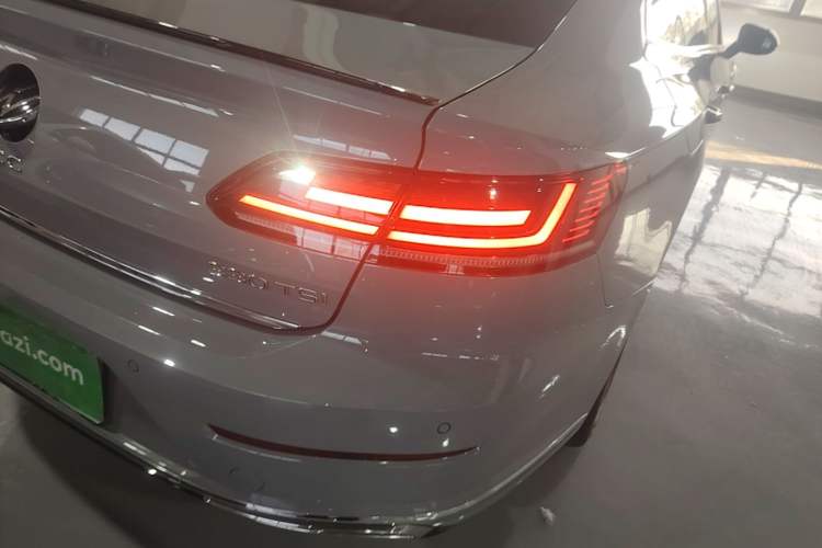 Used Volkswagen FAW-Volkswagen CC 2021 330TSI Ignite Edition Right Rear Taillight