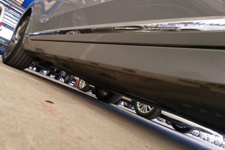 Used Volkswagen FAW-Volkswagen CC 2021 380TSI Striking Edition Right Side Sill