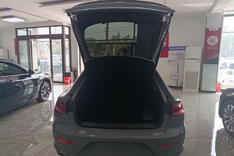 Used Volkswagen FAW-Volkswagen CC 2021 380TSI Striking Edition Trunk