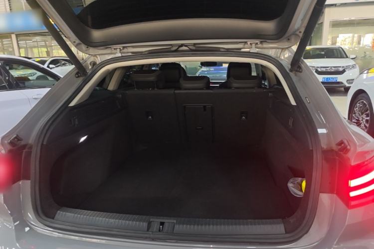Used Volkswagen FAW-Volkswagen CC 2021 Estate Car 380TSI Vizion Edition Trunk