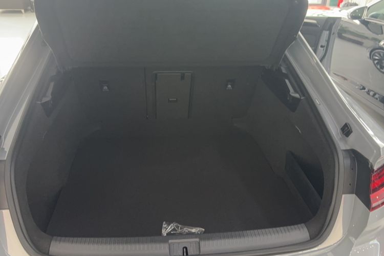 Used Volkswagen FAW-Volkswagen CC 2021 380TSI Striking Edition Trunk