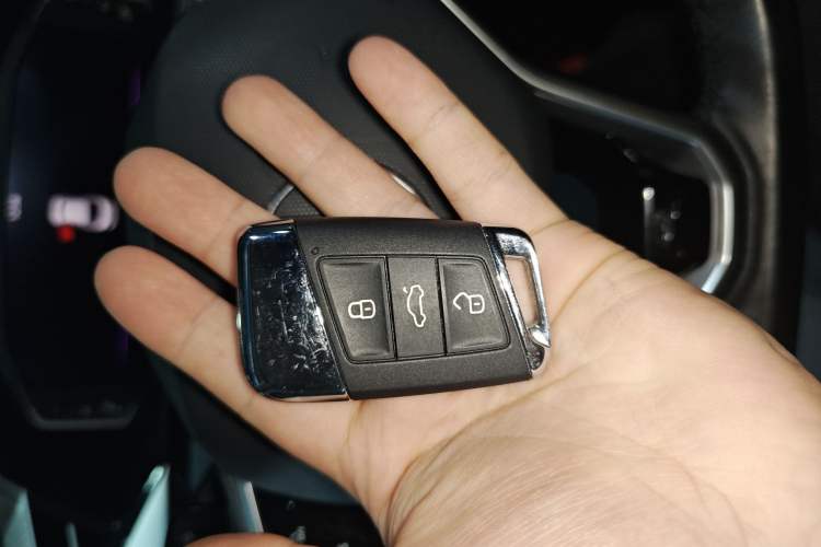 Used Volkswagen FAW-Volkswagen CC 2021 380TSI Striking Edition Vehicle Key