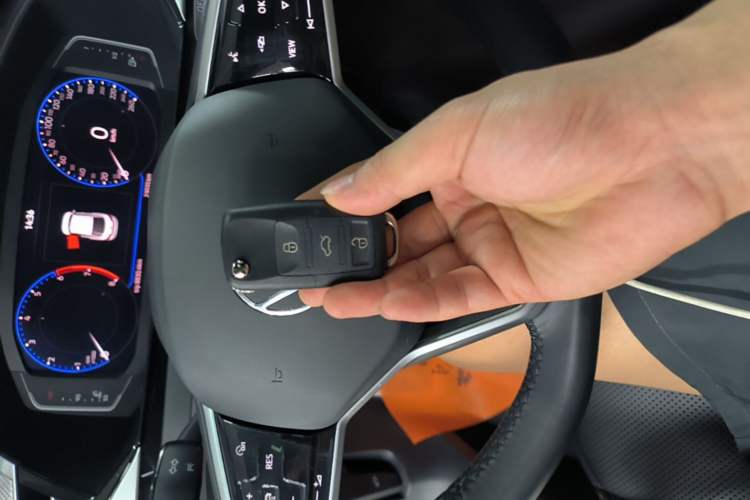 Used Volkswagen FAW-Volkswagen CC 2021 380TSI Striking Edition Vehicle Key