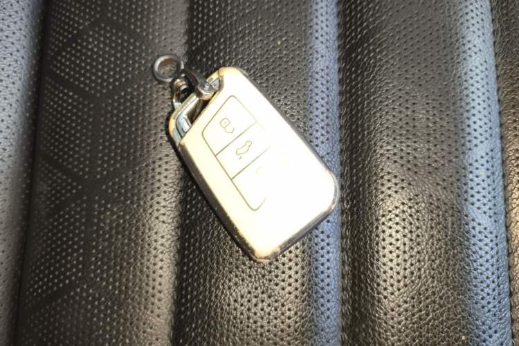 Used Volkswagen FAW-Volkswagen CC 2021 Estate Car 380TSI Vizion Edition Vehicle Key