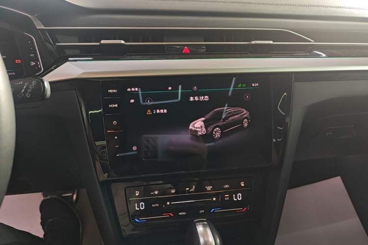 Used Volkswagen FAW-Volkswagen CC 2021 Estate Car 380TSI Vizion Edition Audio And AC Panel