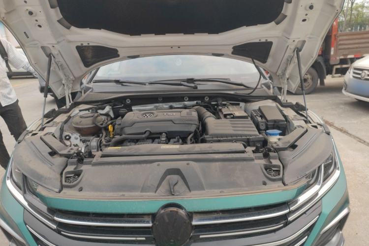 Used Volkswagen FAW-Volkswagen CC 2021 Estate Car 380TSI Vizion Edition Engine Bay