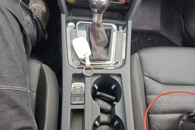 Used Volkswagen FAW-Volkswagen CC 2021 380TSI Striking Edition Gear Lever