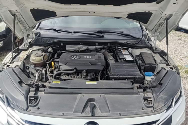 Used Volkswagen FAW-Volkswagen CC 2021 Estate Car 380TSI Vizion Edition Engine Bay