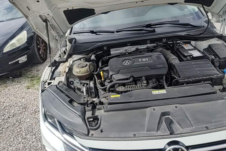 Used Volkswagen FAW-Volkswagen CC 2021 Estate Car 380TSI Vizion Edition Engine Bay Right