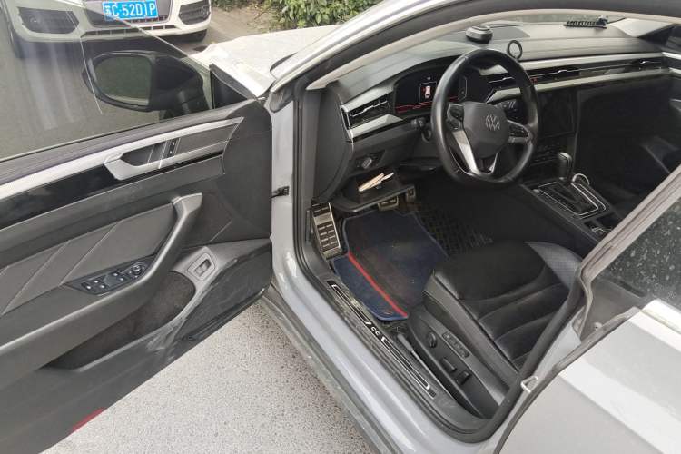 Used Volkswagen FAW-Volkswagen CC 2021 Estate Car 380TSI Vizion Edition Driver Seat