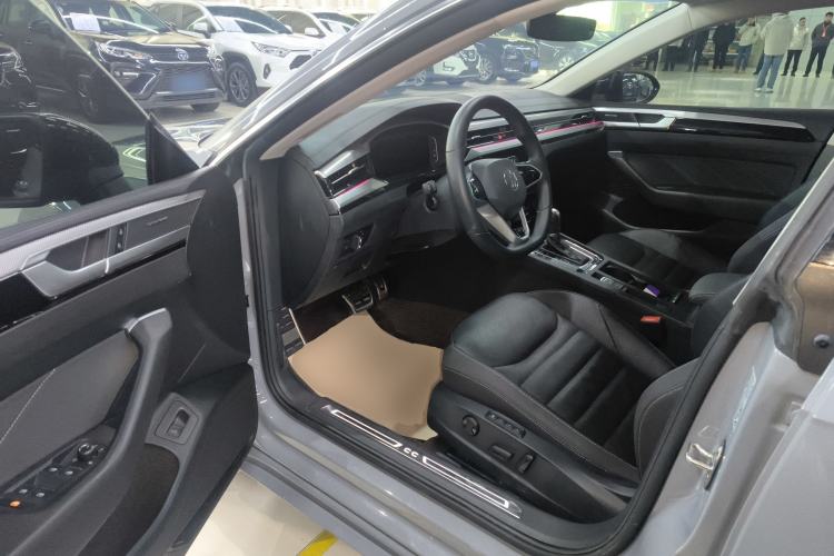 Used Volkswagen FAW-Volkswagen CC 2021 380TSI Striking Edition Driver Seat