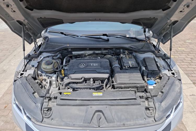 Used Volkswagen FAW-Volkswagen CC 2021 380TSI Striking Edition Engine Bay