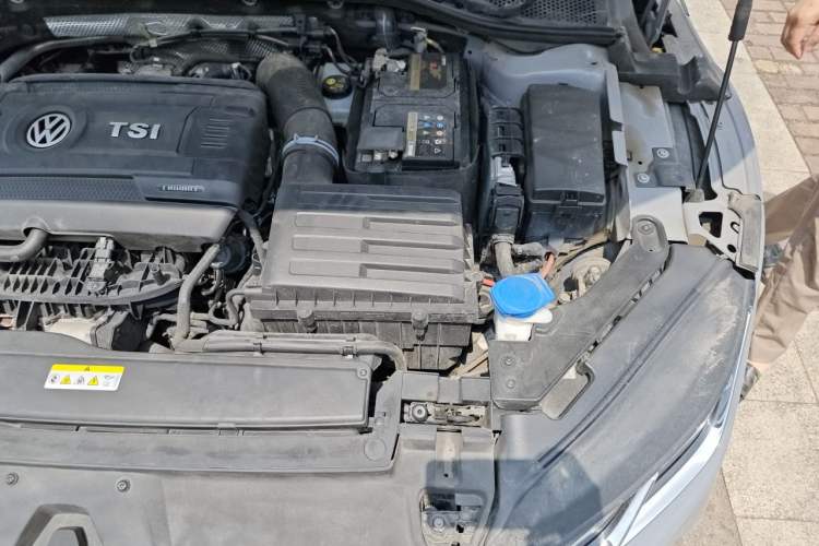 Used Volkswagen FAW-Volkswagen CC 2021 380TSI Striking Edition Engine Bay Left