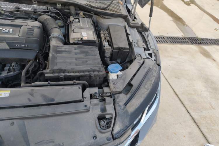 Used Volkswagen FAW-Volkswagen CC 2021 380TSI Striking Edition Engine Bay Left