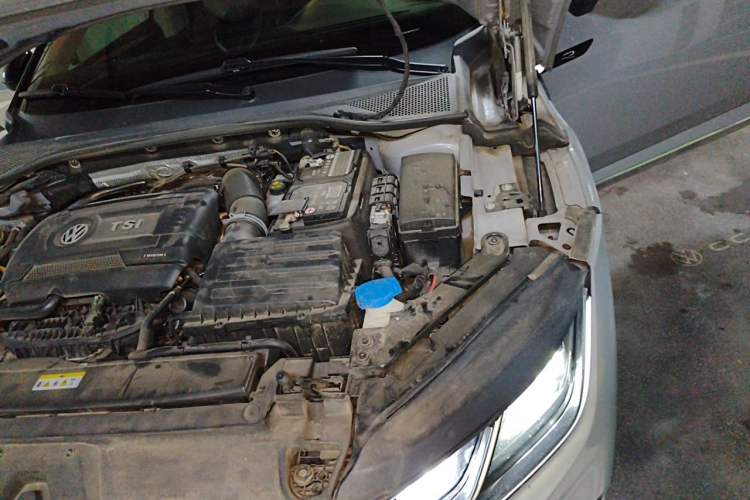 Used Volkswagen FAW-Volkswagen CC 2021 380TSI Striking Edition Engine Bay Left