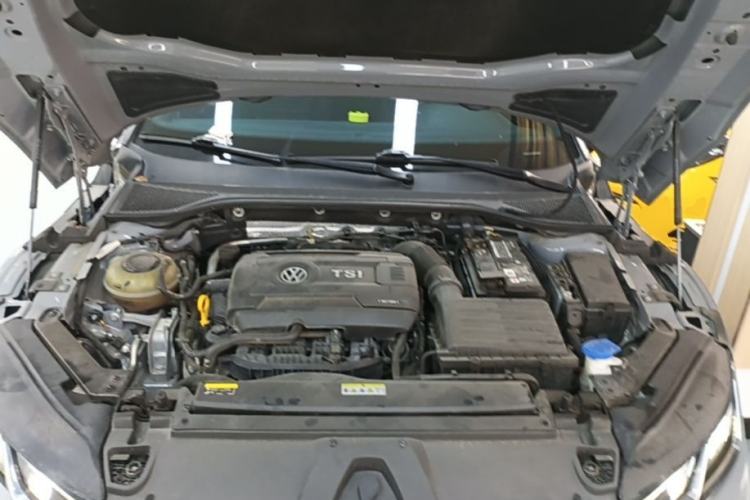 Used Volkswagen FAW-Volkswagen CC 2021 380TSI Striking Edition Engine Bay