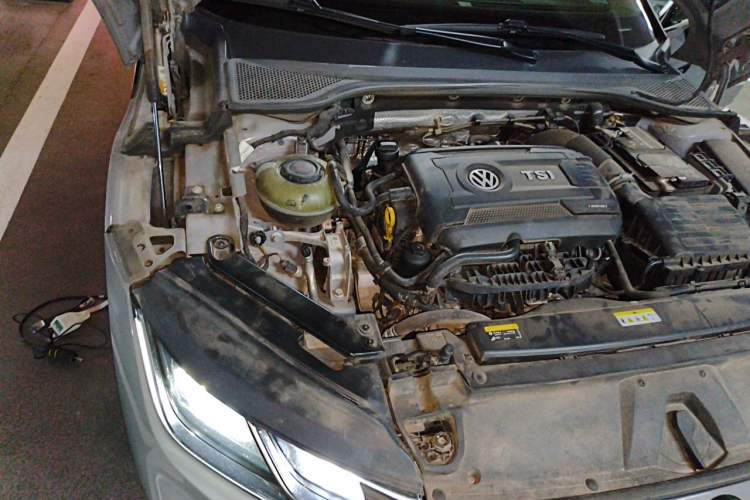 Used Volkswagen FAW-Volkswagen CC 2021 380TSI Striking Edition Engine Bay Right