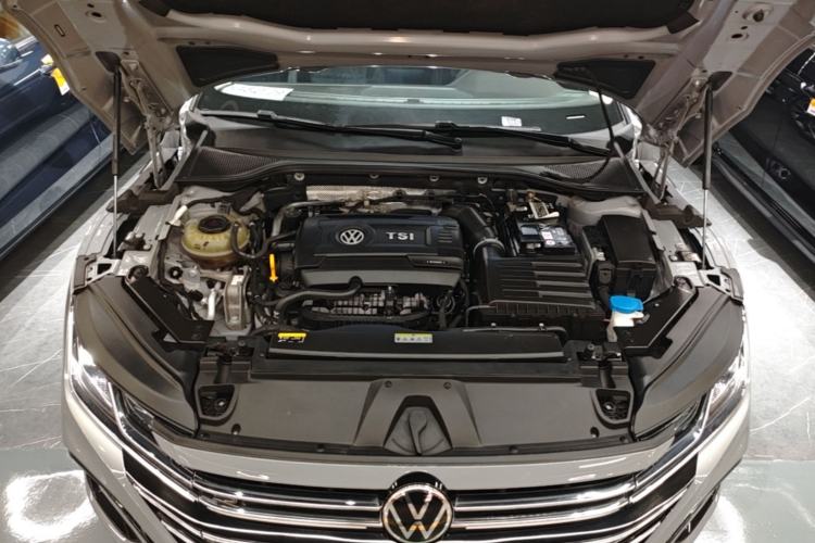 Used Volkswagen FAW-Volkswagen CC 2021 380TSI Striking Edition Engine Bay