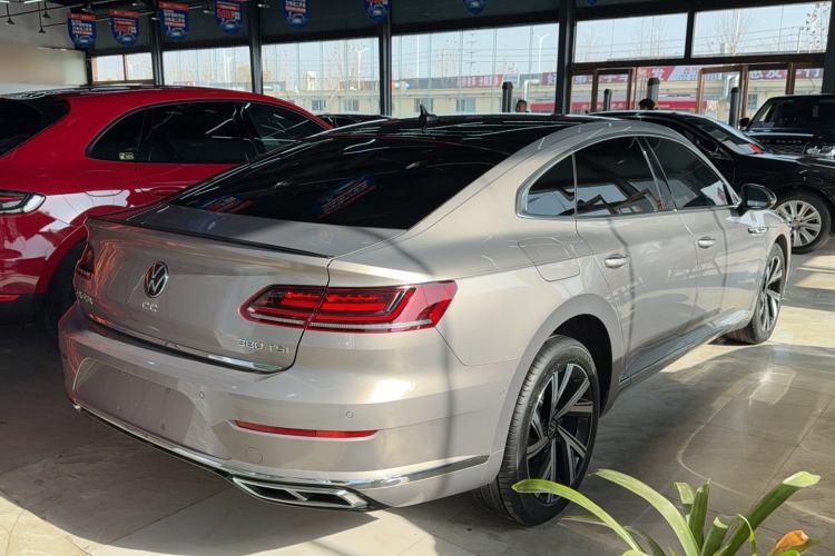Used Volkswagen FAW-Volkswagen CC 2021 380TSI Striking Edition Exterior 3