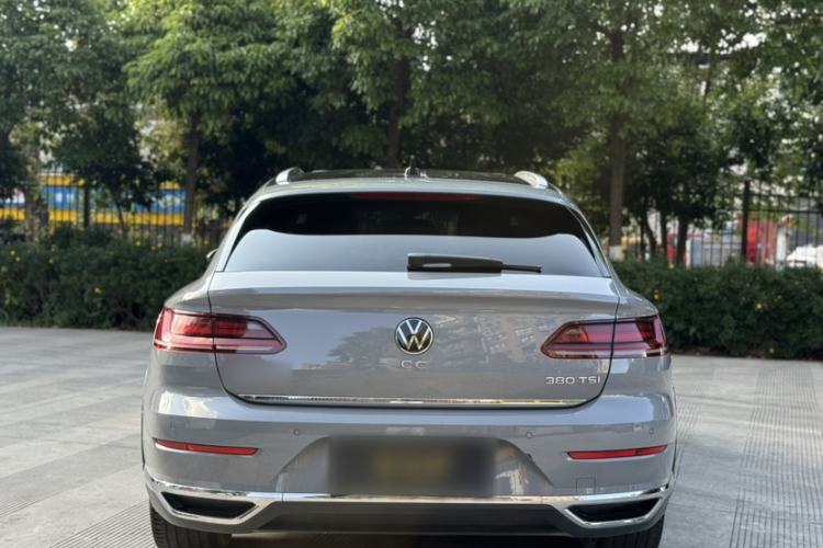 Used Volkswagen FAW-Volkswagen CC 2021 Estate Car 380TSI Vizion Edition Exterior 5
