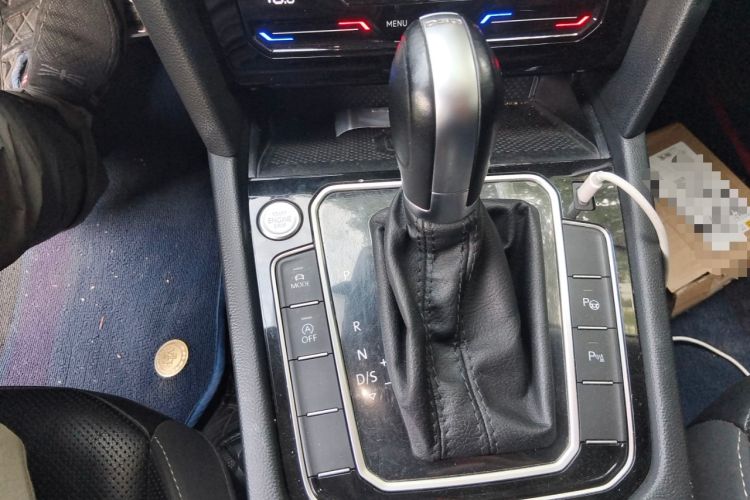 Used Volkswagen FAW-Volkswagen CC 2021 Estate Car 380TSI Vizion Edition Gear Lever