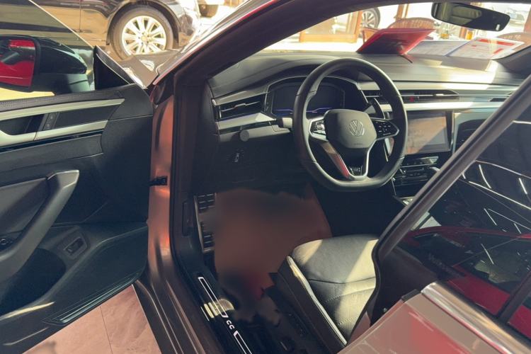 Used Volkswagen FAW-Volkswagen CC 2021 380TSI Striking Edition Interior 2