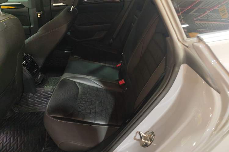 Used Volkswagen FAW-Volkswagen CC 2021 380TSI Striking Edition Interior 4